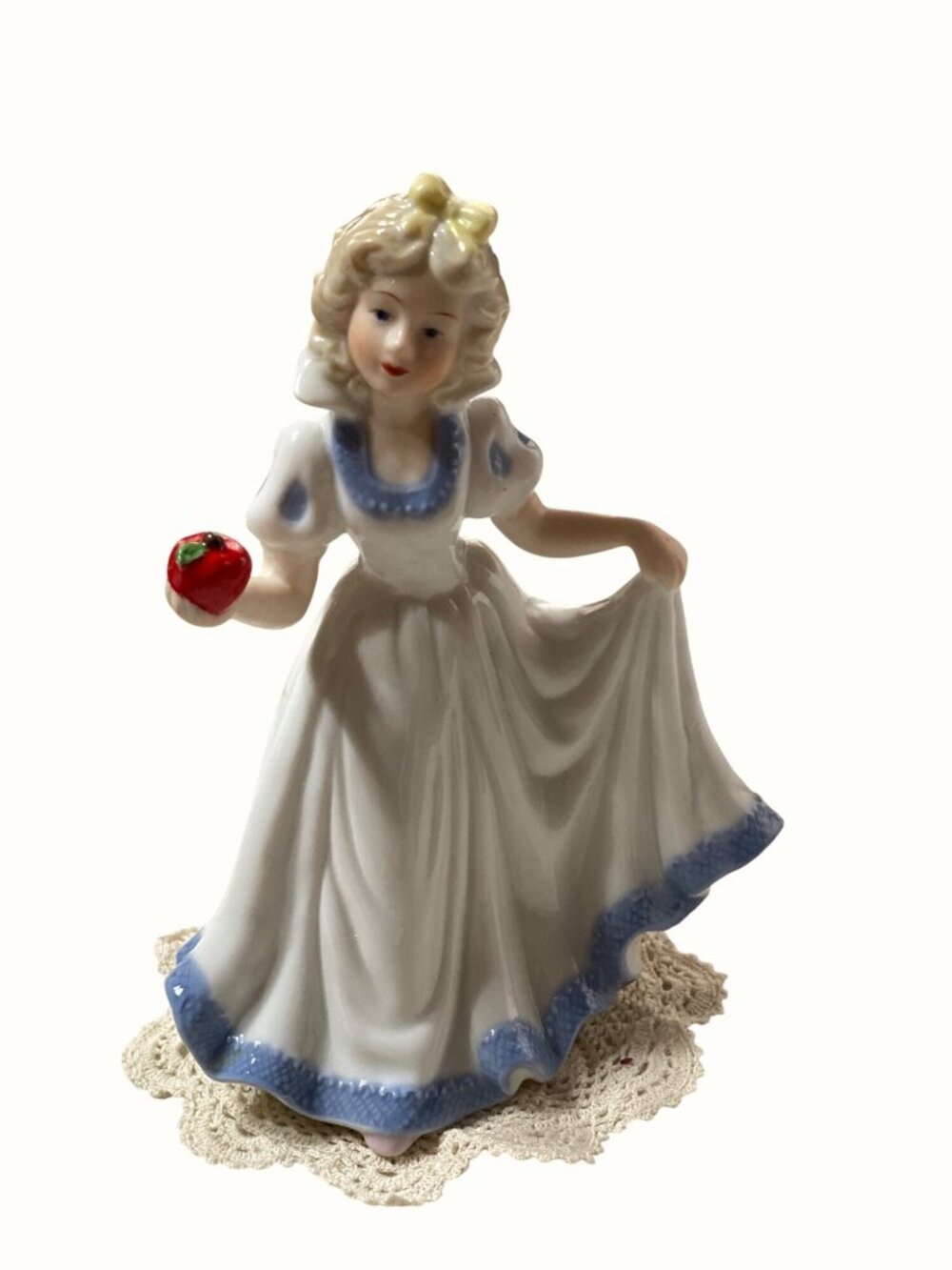 Y.H. White Figurine Snow White Porcelain Pearl Luster Collectible Size 7"